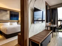 LK Design Hotel Florianópolis Hotels near القبة الفلكية