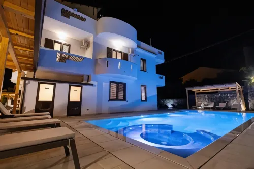 Marty Luxury B&B Hotel a Fiumefreddo di Sicilia