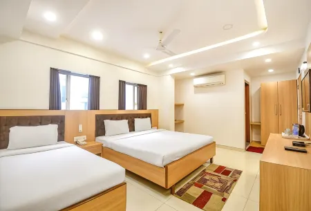FabHotel Stay Inn International - Nr Sealdah Station Отели рядом со станцией Sealdah Railway Station