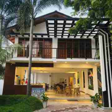 So-J Beach Villa Hotel Exterior