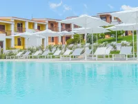 Felix Hotels - Residence Hotel Costa Serena - Pool