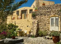 Afoura Houses by K&K Hotels near Art Space Santorini