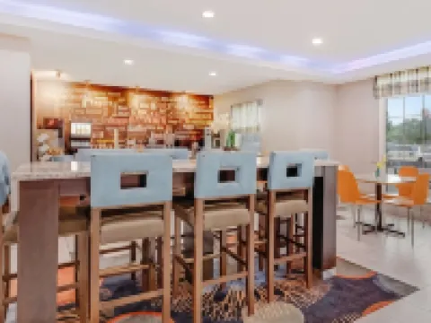 SureStay Plus Hotel by Best Western Owasso Tulsa North Hotels in Owasso