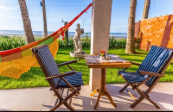 Mar Egeu Arte & Pouso