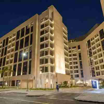 DoubleTree by Hilton Doha Downtown Hotel Exterior