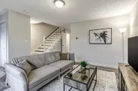 Modern 3br 3 ba house near downtown w/ amenities