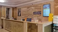 Boman Hotel (Yilong High-Speed Railway Station)