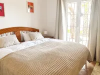 Andalusian detached villa with pool, sea & mountain views, and stunning sunsets Hotels in Competa