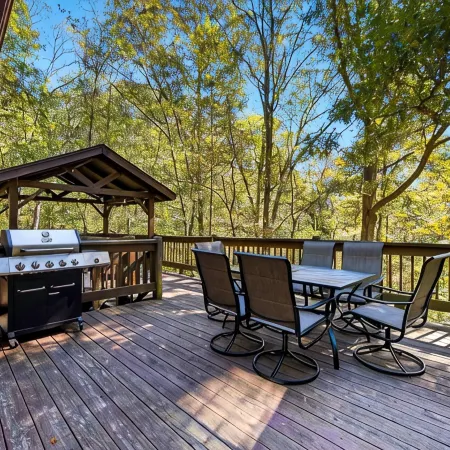 Hocking Hills Secluded Cabin • Hot Tub • Fireplace