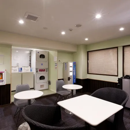 Ikebukuro Royal Hotel East Отели рядом с достопримечательностью «Магазин Pokemon Center Mega Tokyo»