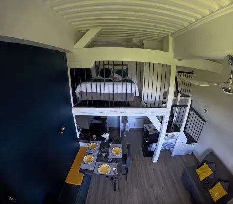 Château D'uriage: Studio Atypique à 20 min de Grenoble et a 20 min de Chamrousse - Wi-Fi