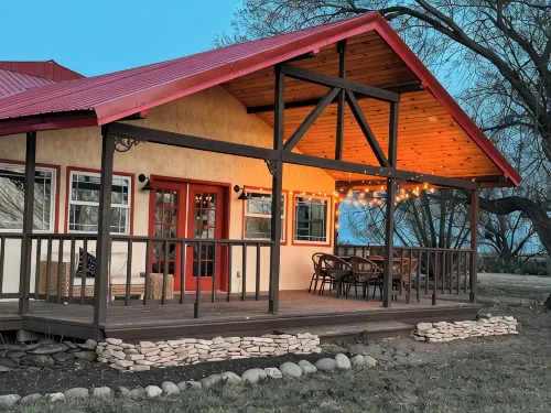 The Great Sand Dunes Cottage charming 3 bedroom w/ WiF  & spacious yard
