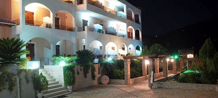 Corfu Margarita Apartments Hoteles en Feakes