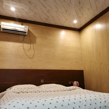 Loufan Xinxing Bathing Industry Accommodation