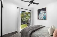 Secluded Luxury 2BR Rainforest Retreat Free Wi-Fi - Alojamientos