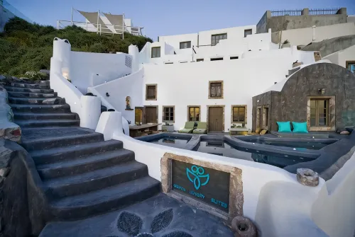 Sophia Luxury Suites