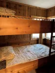 曼努埃拉湖畔溫馨兩卧室小木屋 - 民宿