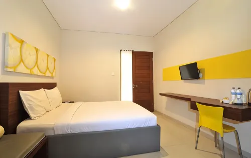 De Lemon Gatsu Hotel