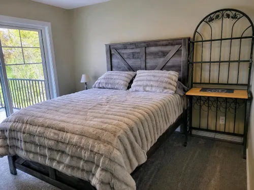 Perfect retreat for a family summer getaway on the Alexandria chain of lakes!!