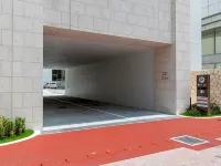 JR Kyushu Hotel Blossom Naha - parking