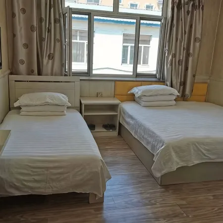 Huayi Store Hotel