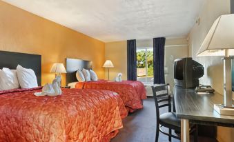 Travelodge by Wyndham Orlando / Heart of International Drive