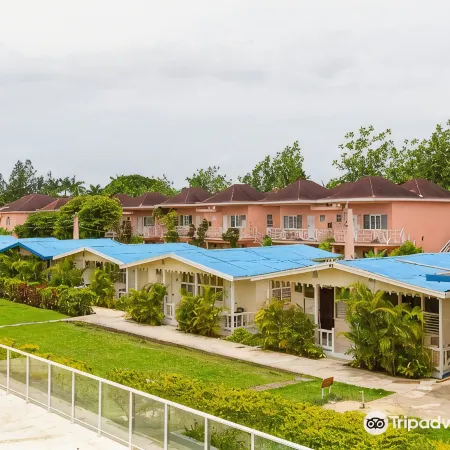 Travellers Beach Resort