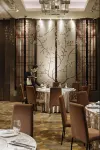 Royal Plaza Hotel - breakfast