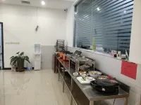 Junyi Chain Hotel (She County Government) - breakfast