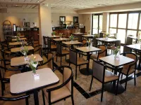 La Quinta Inn & Suites by Wyndham Clearwater South - breakfast
