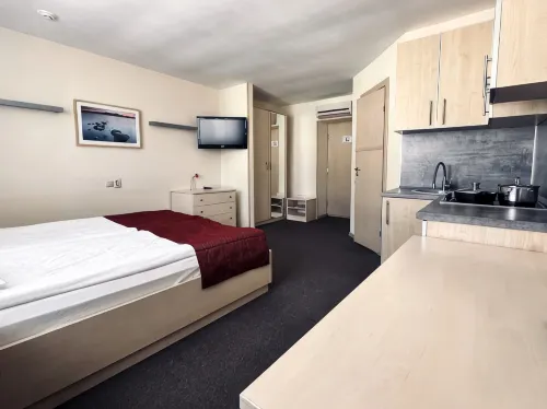 Yut Hotel - 2 звезды