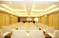 Royal Hotel