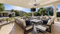 Manor Retreat - Pool, Spa & Pickleball Villa in Paradise Valley - Wifi