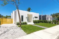 Elegant designer retreat in Miami Design District with luxe vibes