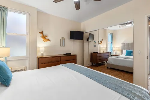 Beautiful, Family Friendly 2 Br 2Ba Across Street From Beach.