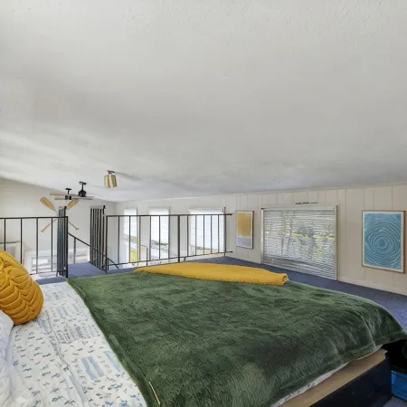 Work Crew/ Insurance-Ready Home Near Lavon & Wylie - ON THE WATER!