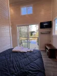 Rockwall Cabin on the Pond! Cool spot, 10 minute drive to Hickory.