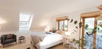 Beautiful vacation home in a large park with mountain views - 무료 와이파이