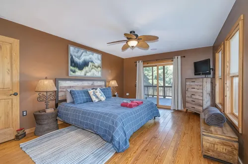 Entire Cabin in Lost River w/ fire pit + pet friendly!