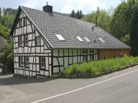 Rurtalgarten - listed half-timbered house near the River Rur Hotels in Simmerath