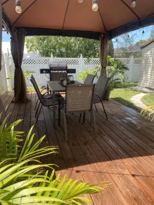 Perfect Home Away, Modern Amenities, Salt Heated Pool ~ Close to S. Venice Beach