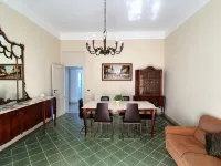 Large apartment for exclusive use on the sea