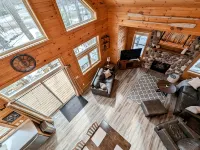 Tranquil Woodsy Getaway in Leelanau Peninsula - Golf, Wineries, Hiking, Beaches! - Hytter