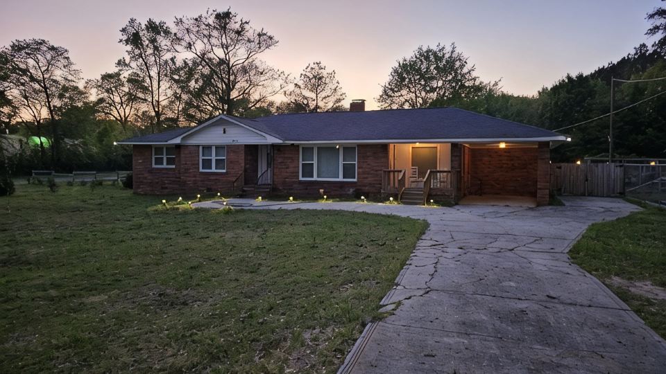 Goat House Close to Downtown Augusta