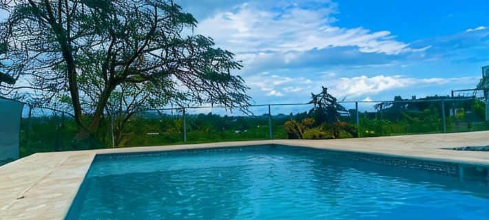 2 Bedroom House with Private Pool near Balneario Beach! Hotels in Puntas