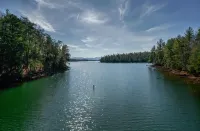 Lake James Cozy Cabin.  Waterfront! - Alphydda