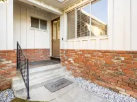 Misha’s HunnHaven Hotele w: Sutter County