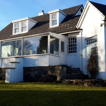Fabulous Rural Farm Holiday Cottage near Drymen, Loch Lomond.