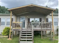 Cozy 3-bedroom mobile home in delightful Magnolia with AC, WiFi