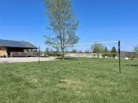 Cozy Cabin Escape • Sleeps 6 • Games • 65” TV - Alppimaja